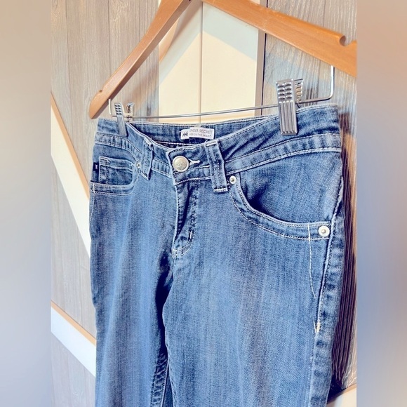 B7.16 Lee Slender Secret Bootcut Jeans Sequins Embroidered
Blue Denim - Picture 5 of 5